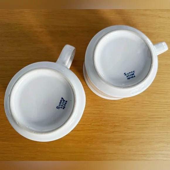 2 Vintage Rainbow Ceramic Mugs for Coffee, Soup, or Tea - Picture 5 of 6